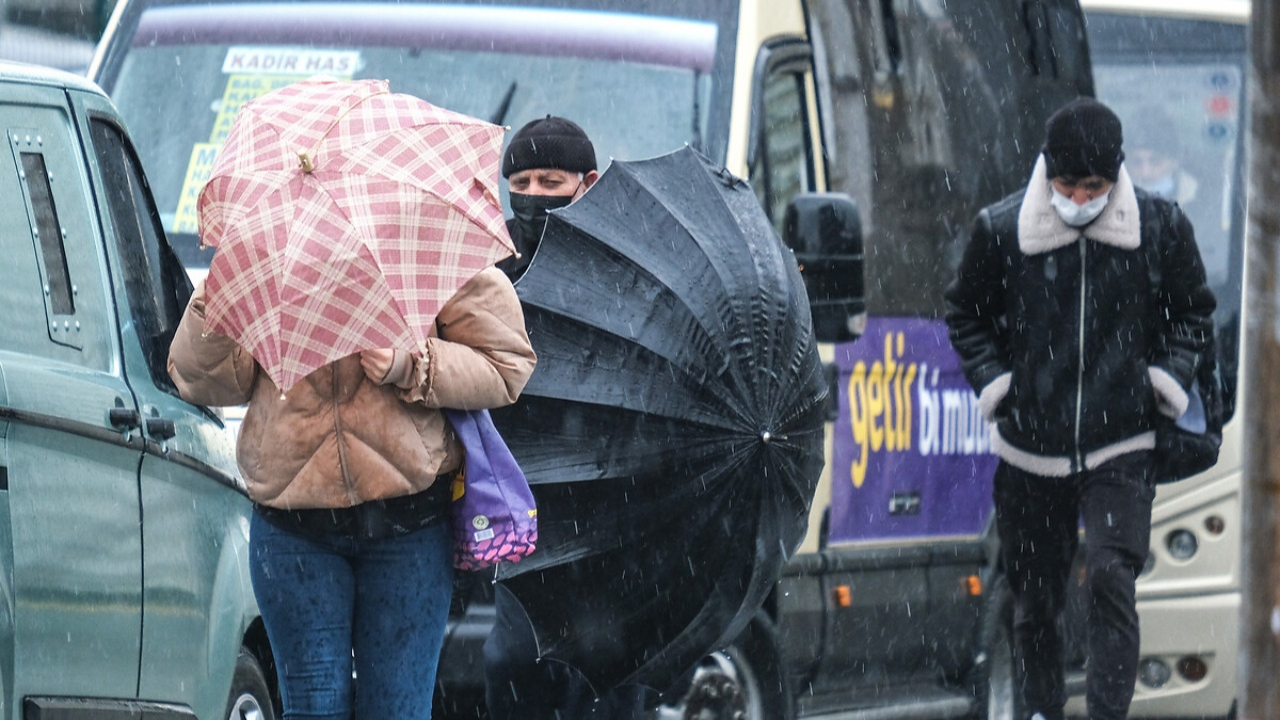 Hafta sonu için plan yapanlar dikkat: Karla karışık yağmur geliyor!