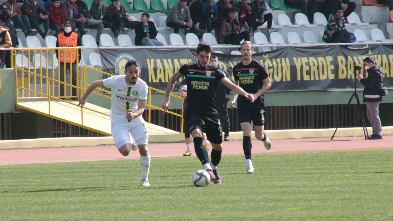 Güneydoğu derbisinde Şanlıurfaspor 1, Amed Sportif Faaliyetler 2 goller Üstün Bilgi'den