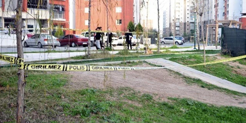 Sokak ortasında korkunç cinayet: Takıntılı olduğu kızın sevgilisini öldürdü