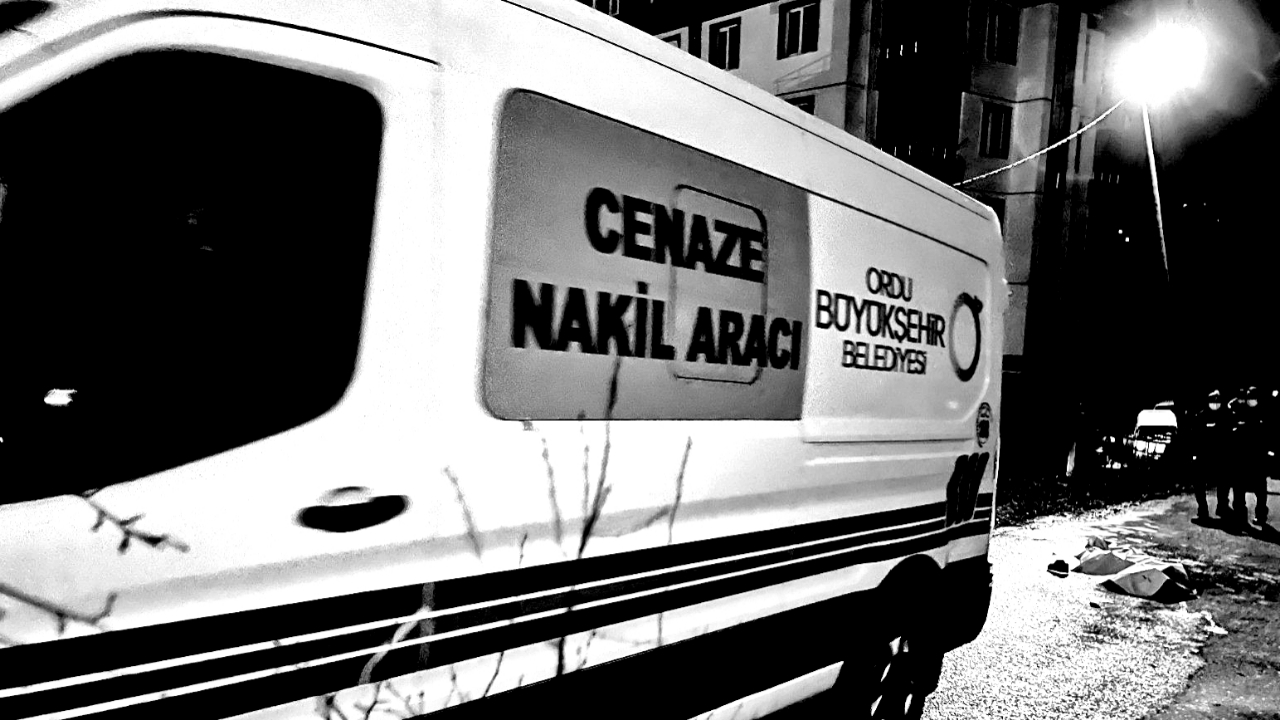Geri manevra yapan minibüs, görme engelli vatandaşı ezerek öldürdü!