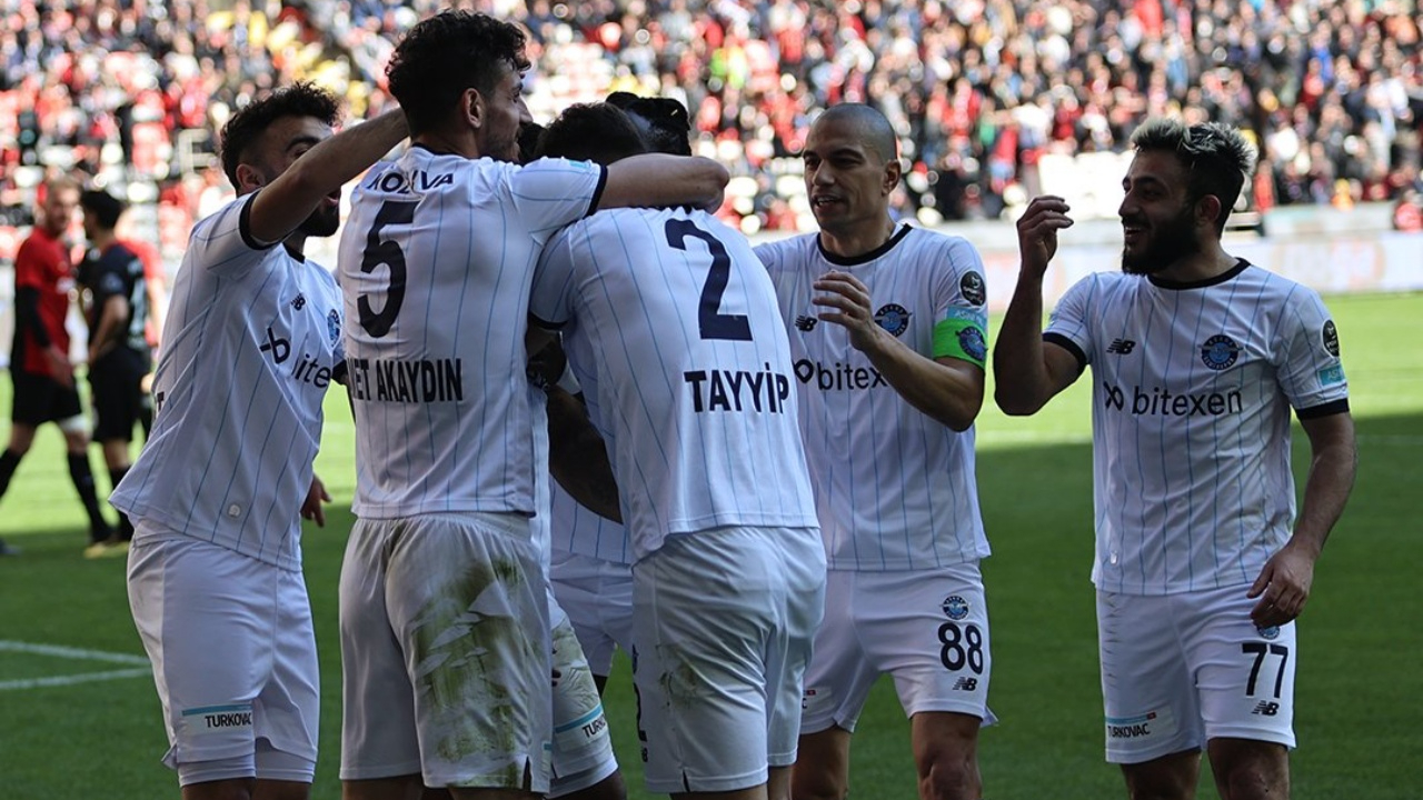 Günay Güvenç 2 penaltı kurtardı, maç 0-3 bitti! Adana Demirspor'dan Gaziantep FK'ya üçlük!