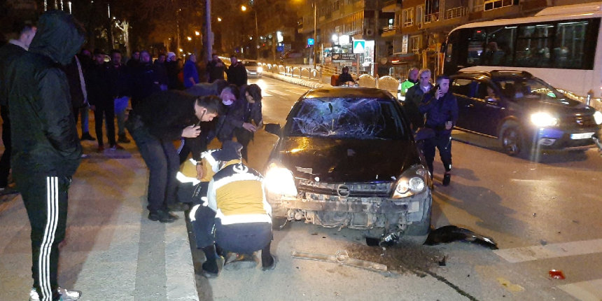 Kazada kalbi durdu! Motosiklet sürücüsü ambulansta hayata döndürüldü