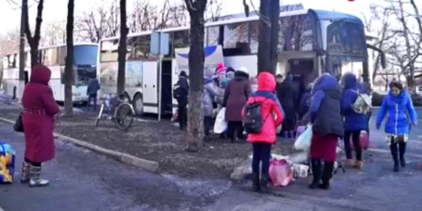 Çatışmaların devam ettiği Donetsk'de siviller perişan oldu!