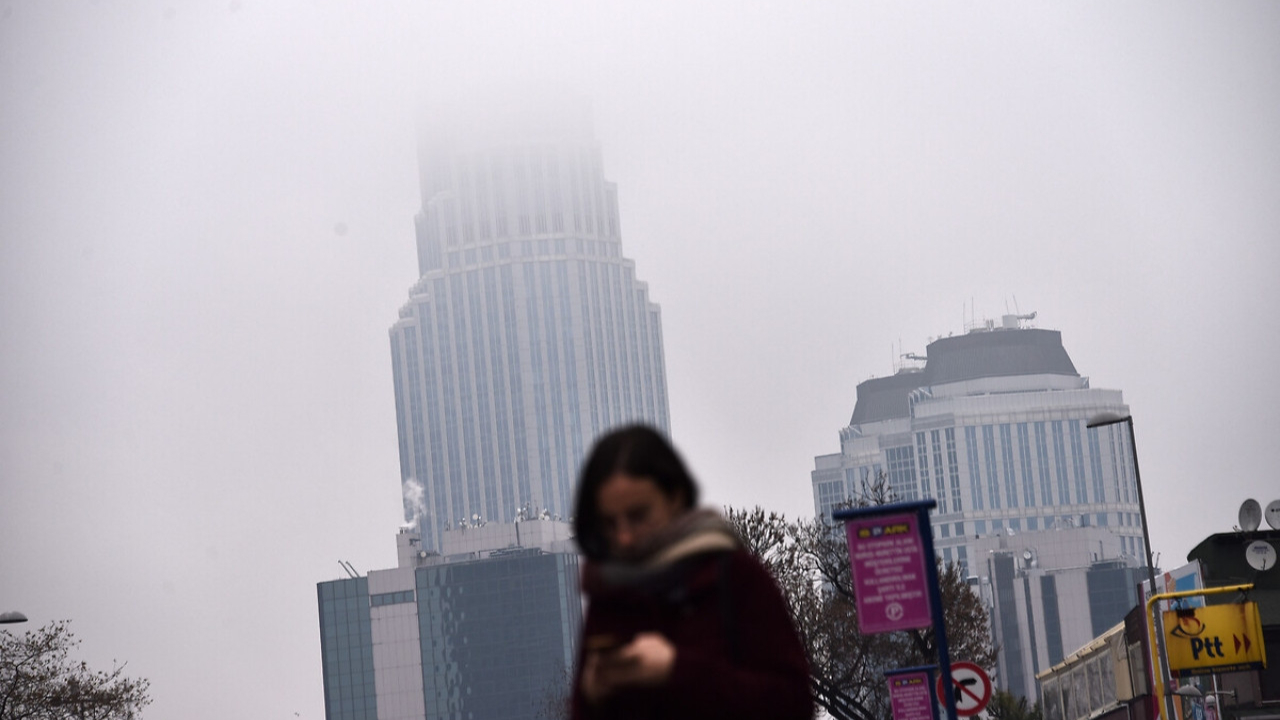 Meteoroloji saat vererek İstanbulluları uyardı: Sis, pus ve rüzgar geliyor!