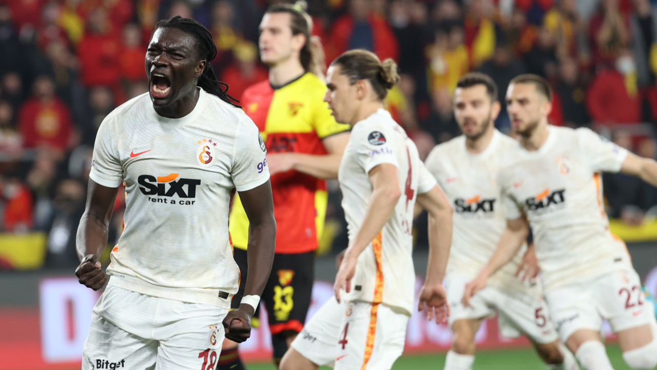 Bafetimbi Gomis, Galatasaray'ı ipten  aldı! Cim Bom, Göztepe deplasmanında galip...
