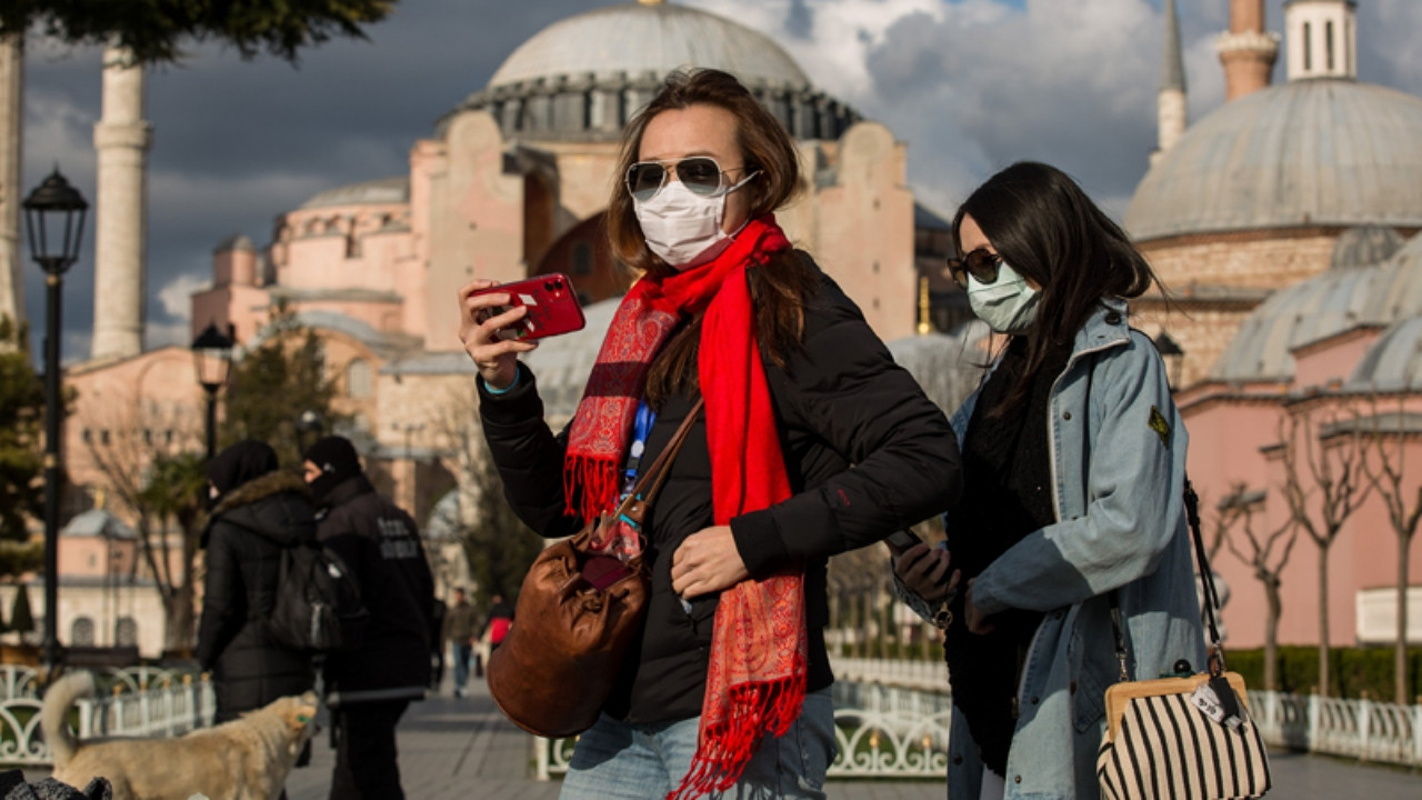 Akın akın Türkiye'ye geliyorlar! Bakanlık duyurdu: Ocak'ta yabancı turist sayısı yüzde 151 arttı!