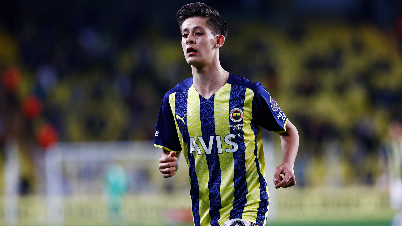 Fenerbahçe'nin 16 yaşındaki yıldızı Arda Güler istatistikleriyle haftaya damga vurdu