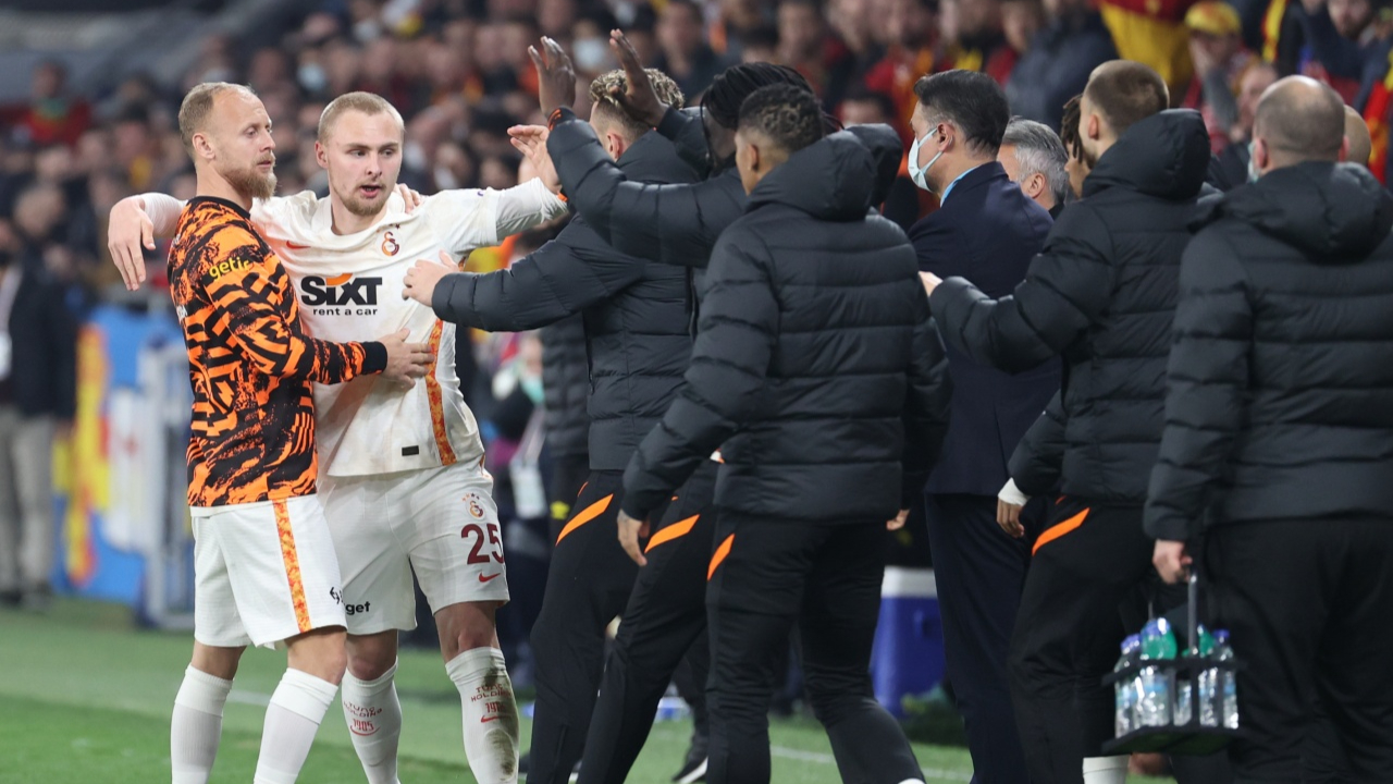 Victor Nelsson'un mentörü Semih Kaya...