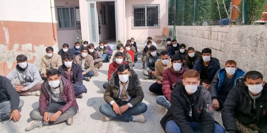 32 göçmen İstanbul diye Osmaniye'ye bırakıldı