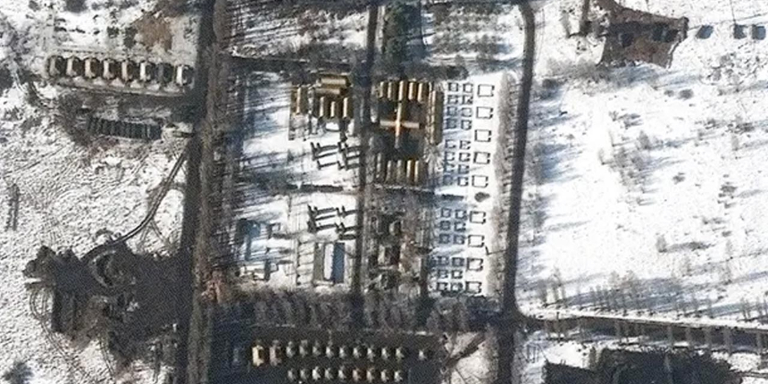 Rusya sınıra asker yığmaya devam ediyor: Son uydu görüntüleri geldi