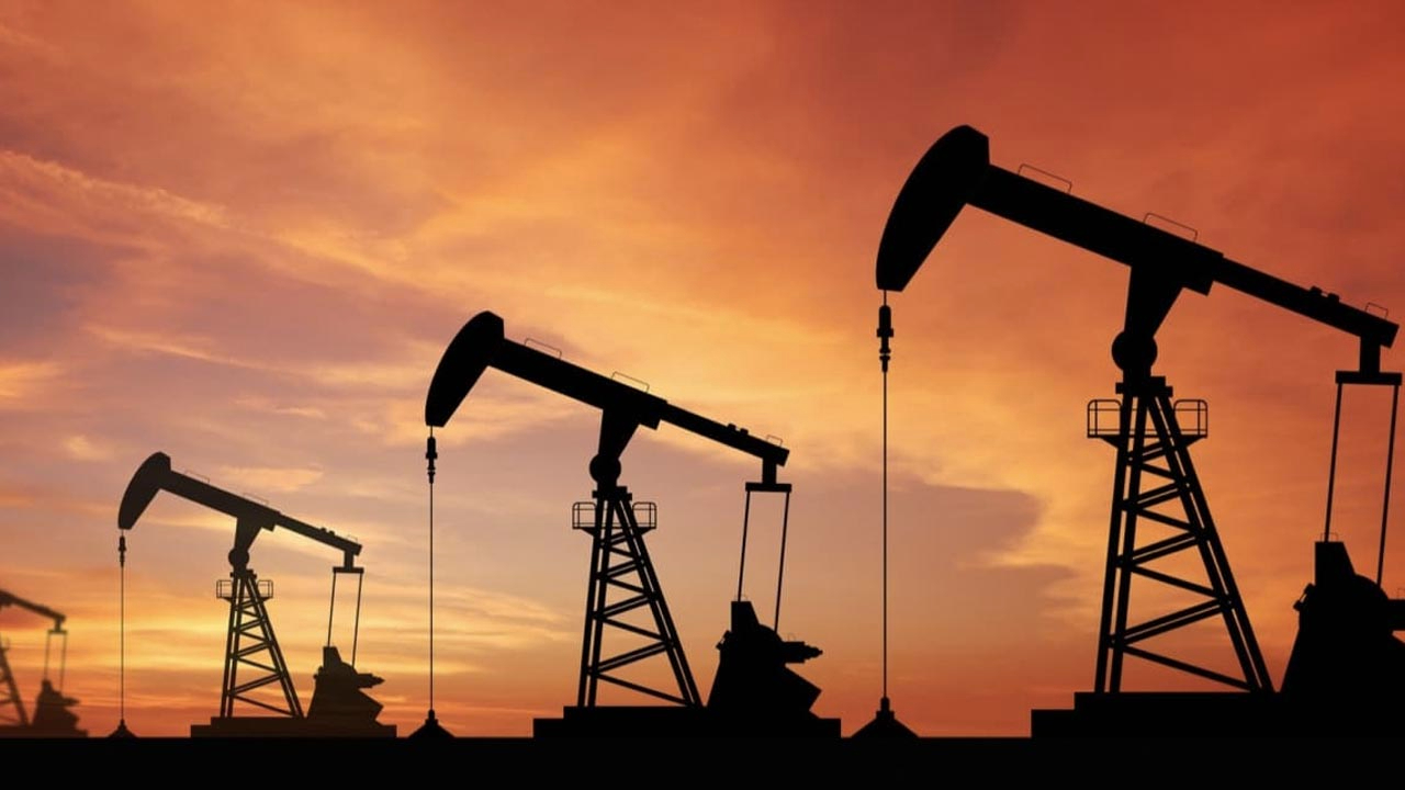 Rusya Ukrayna'ya saldırdı, petrol fiyatı 100 doları geçti! 2014'ten bu yana ilk kez oldu