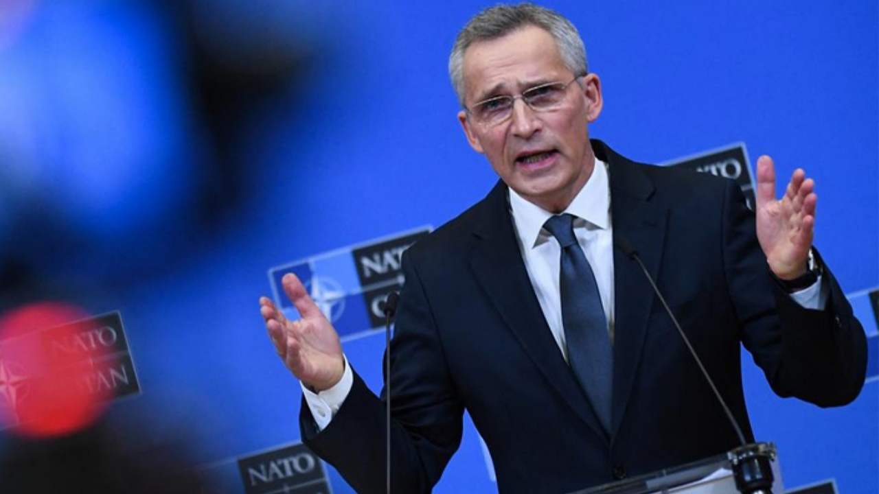 NATO Genel Sekreteri Stoltenberg'ten Rusya'ya gözdağı: 100 savaş uçağı hazır bekliyor!