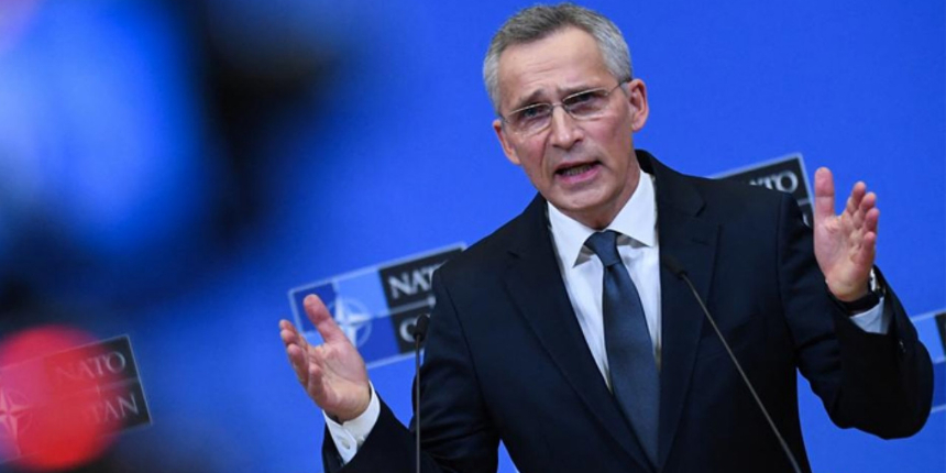 NATO Genel Sekreteri Stoltenberg'ten Rusya'ya gözdağı: 100 savaş uçağı hazır bekliyor!