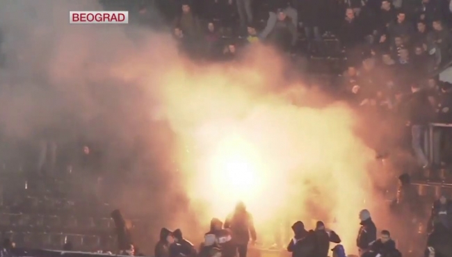 Partizan - Kızılyıldız maçında büyük olaylar çıktı!