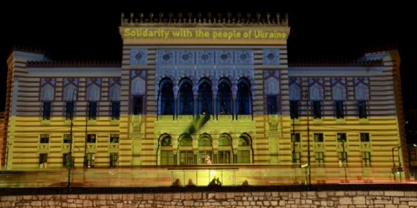 Bosna Hersek'ten Ukrayna'ya bayraklı destek!