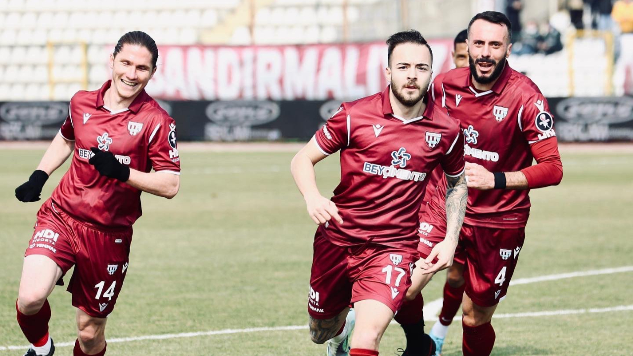 Bandırmaspor koptu geliyor... Doğan Can Davas'tan galibiyet golü