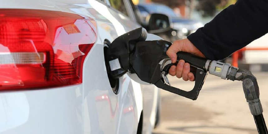 Petrol fiyatları düştü! Benzin ve motorine indirim geliyor
