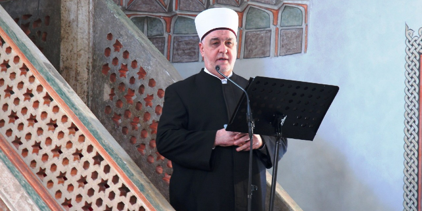 Bosna Hersek Başmüftüsü cuma hutbesinde Ukrayna halkı için dua etti!