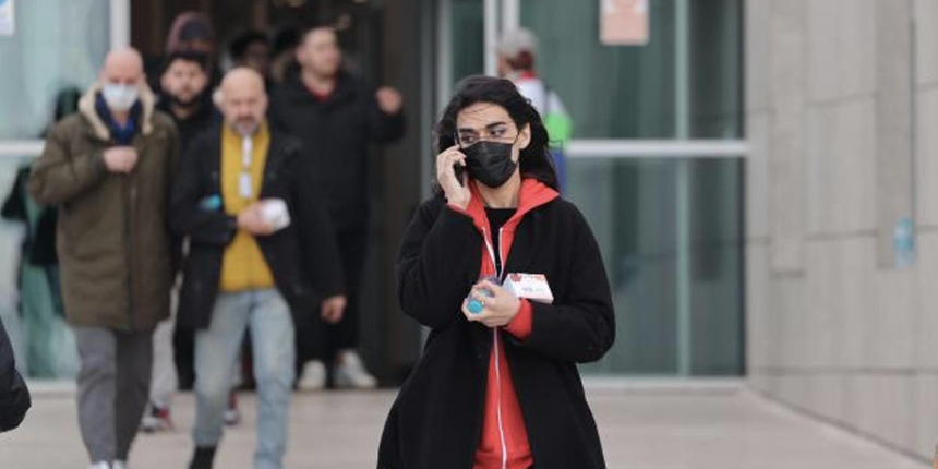 Ukrayna'dan tahliye edilen Türk vatandaşları yurda döndü: Yaşadıklarını böyle anlattılar