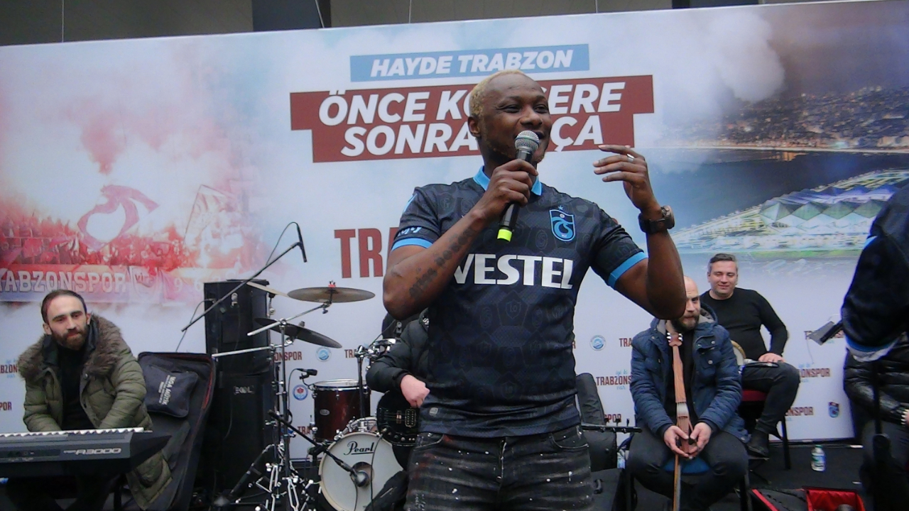 Ibrahima Yattara’dan Trabzonspor - Kayserispor maçı öncesi kolbastı şov