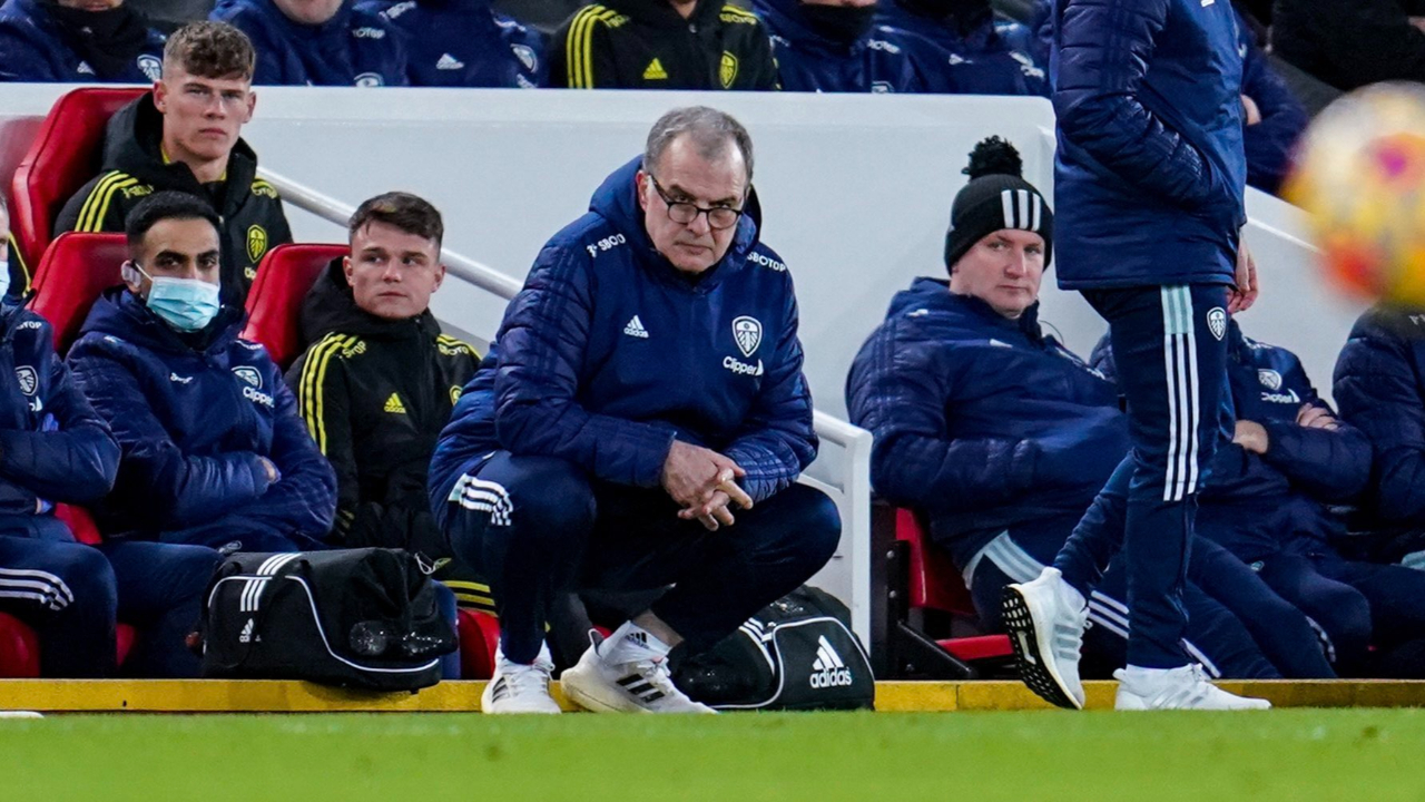 Leeds United eriyor... Marcelona Bielsa'nın takımı son 5 maçta 20 gol yedi!