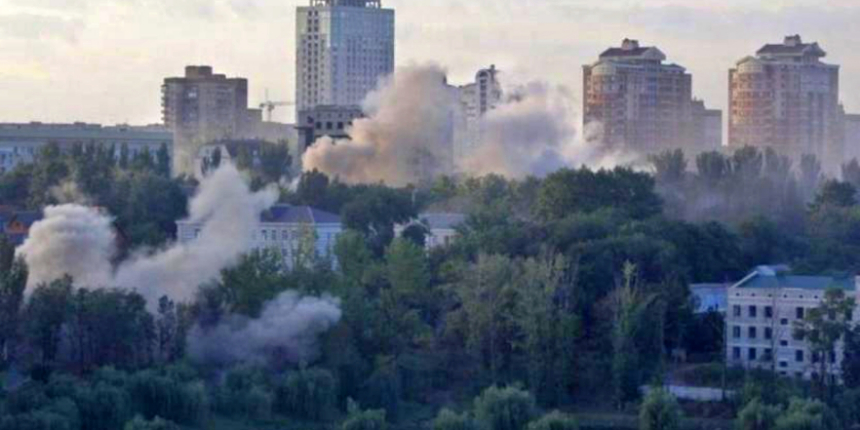 Lugansk bölgesinde petrol tesisinde patlama oldu!
