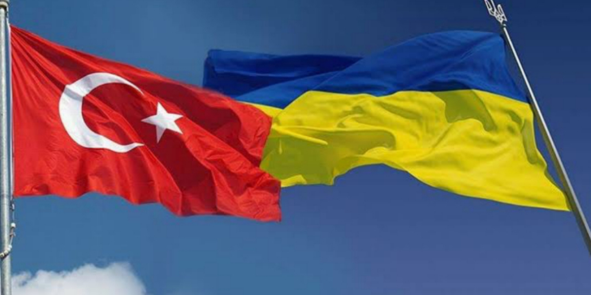 Ukrayna, barış anlaşması konuşulacaksa Türkiye'de konuşulmasını önerdi
