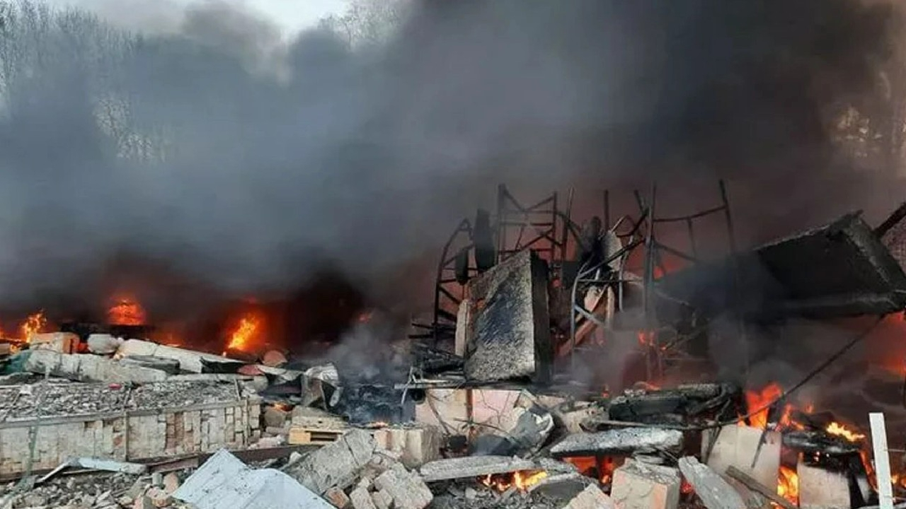 Rusya'dan savaş suçu sayılabilecek hamle: Anaokuluna misket bombası attı