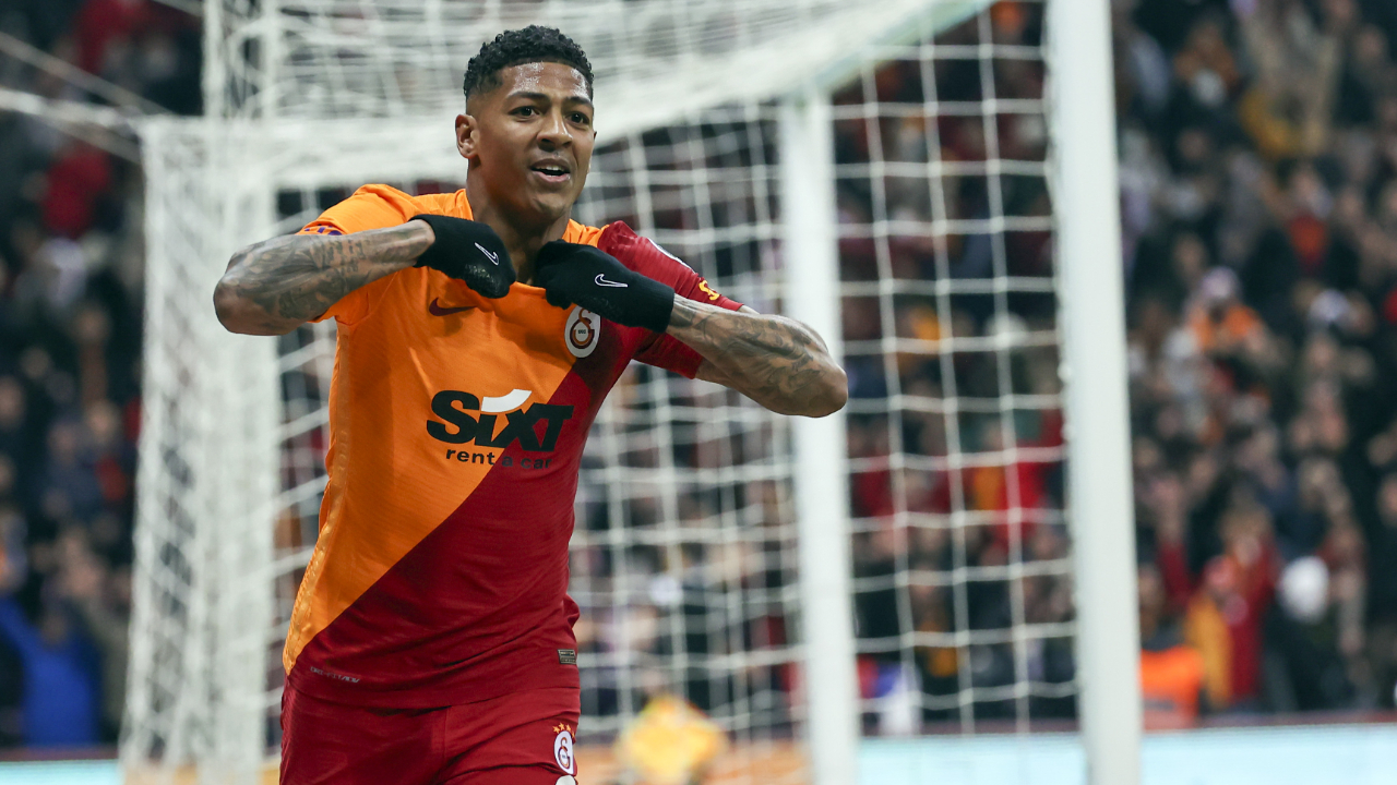 Patrick van Aanholt: İnanılmaz mutluyum, ikinci golüm ilk golümden daha güzeldi