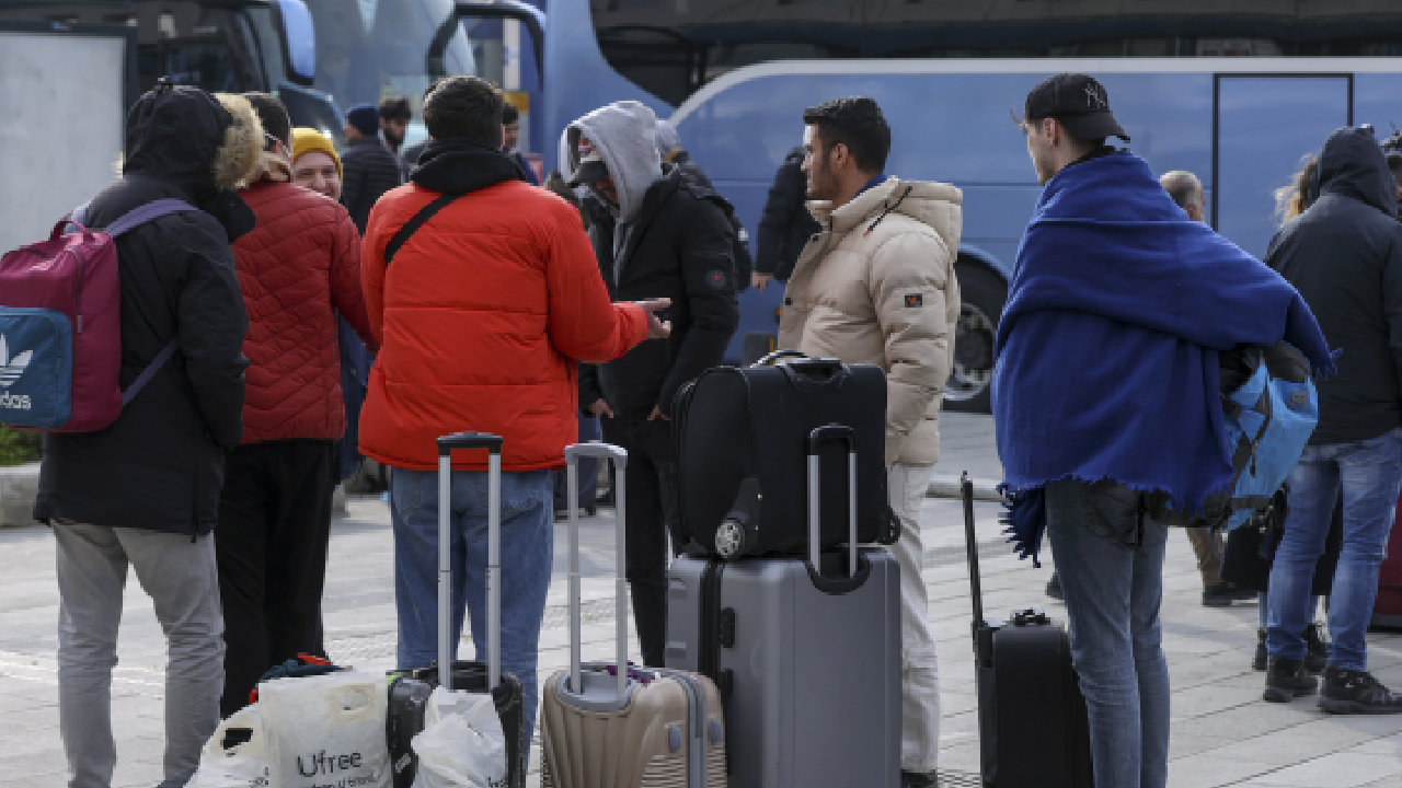 Ukrayna'daki Türk vatandaşlarına GSM desteği! Telefon borçları ertelendi
