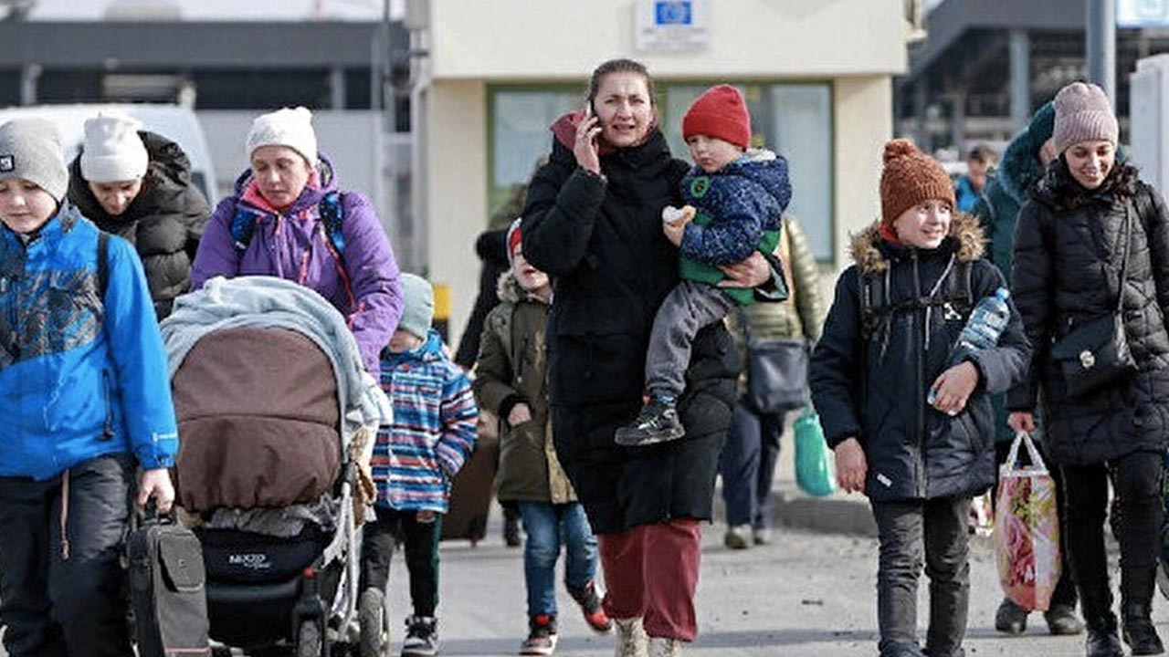 Avrupa Birliği'nden yeni uyarı: 4 milyon Ukraynalı sığınmacı olabilir