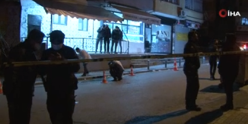 Küçükçekmece'de kuaföre kanlı baskın: 1'i ağır 7 yaralı