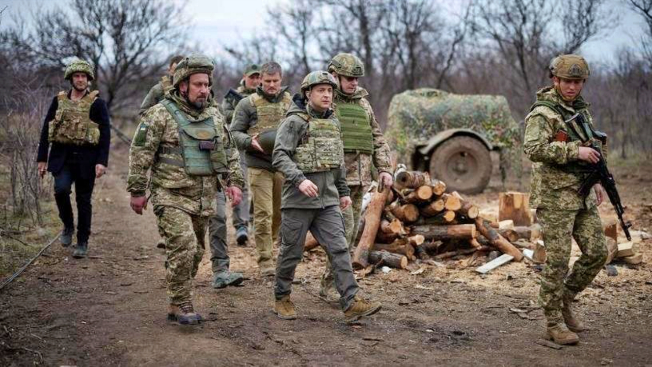 Zelenskiy imzaladı: Savaşmak için gelen kimseden vize istenmeyecek!