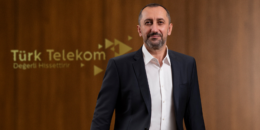 Türk Telekom CEO’su Ümit Önal: Yerli teknolojileri dünyaya tanıtıyoruz