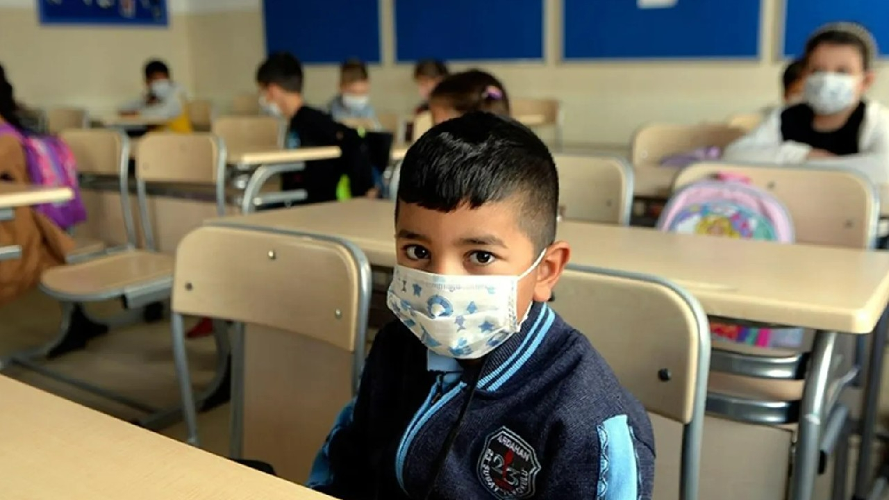 MEB'den izin çıktı! Salgın tedbirlerine uyularak sosyal etkinlikler yapılabilecek