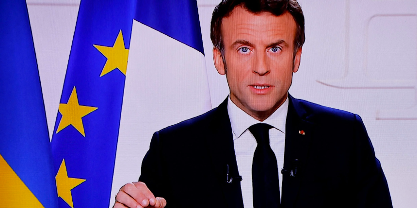 Macron, Fransa Cumhurbaşkanlığına yeniden aday oldu