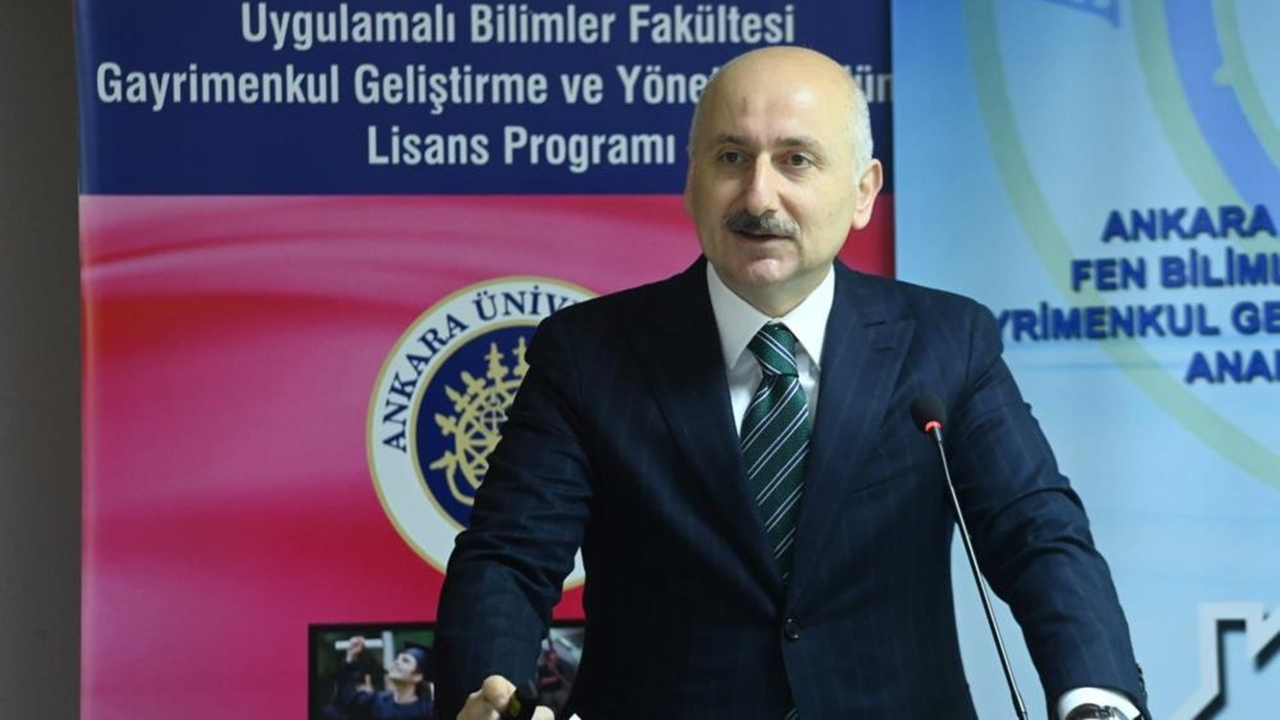 Bakan Karaismailoğlu: Kanal İstanbul'un Montrö ile alakası yok