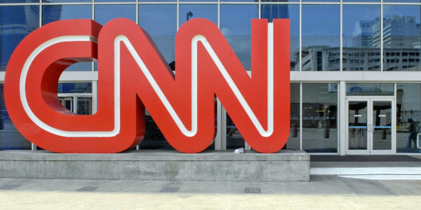 CNN ve Bloomberg Rusya'daki yayınlarını durduruyor