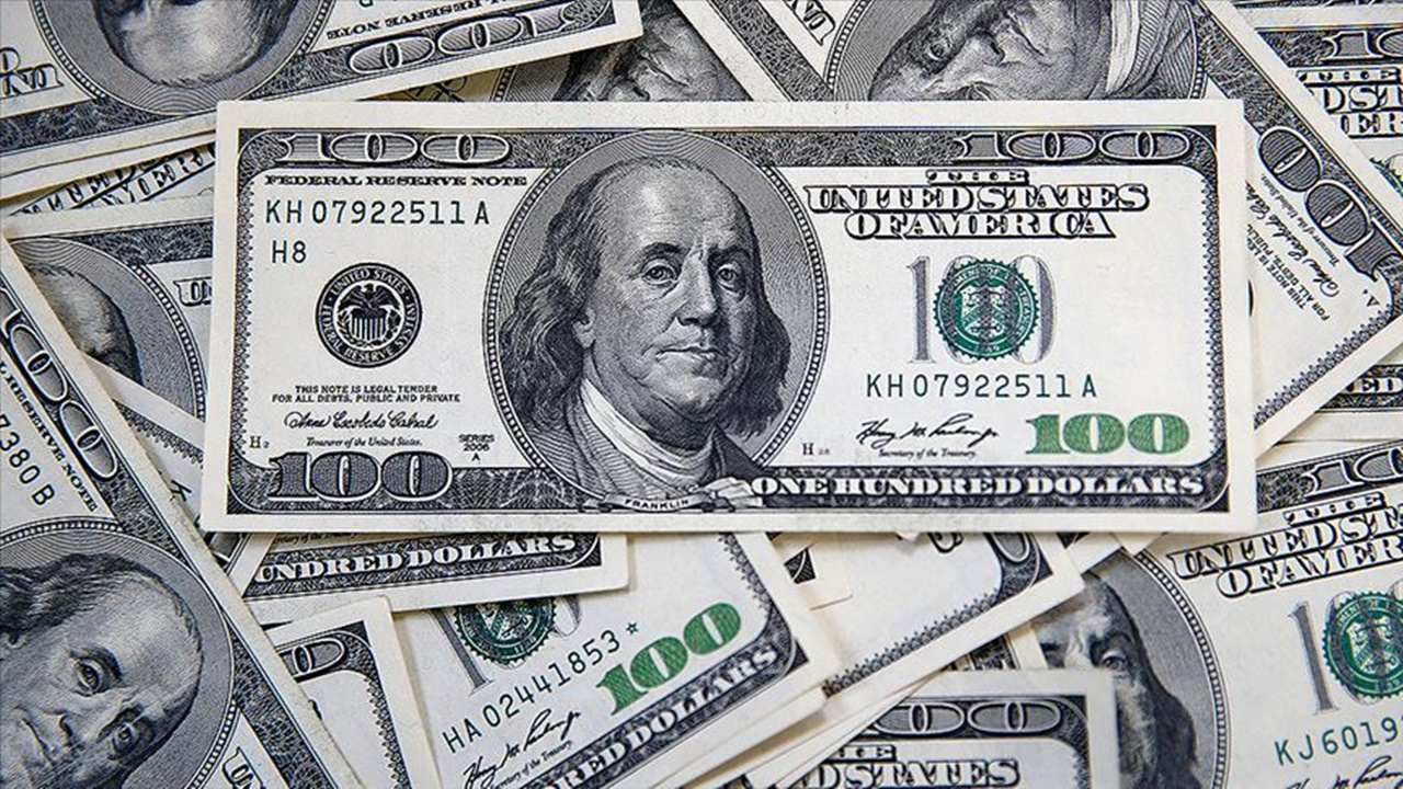 Piyasalarda savaş gerilimi: Dolar yeni haftaya 14.26 liradan başladı