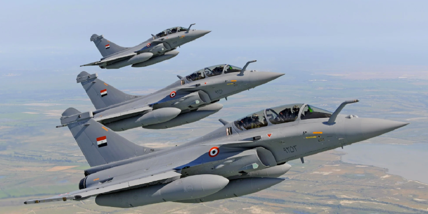Fransız savaş uçakları 'NATO’nun caydırıcılığı kapsamında' Polonya semalarında uçtu