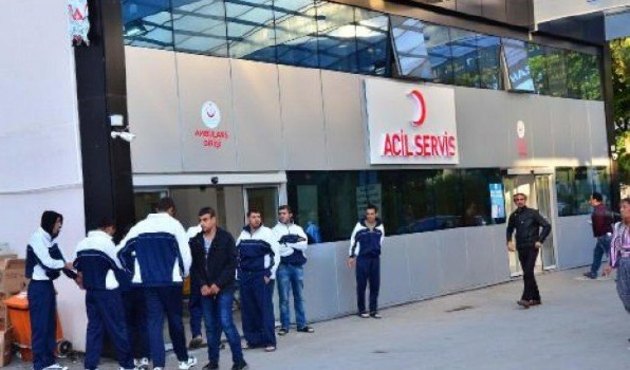 Manisa'da 150'ye yakın asker hastanelere kaldırıldı!