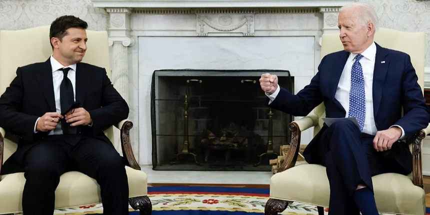 Zelenskiy bu cihazı yanında taşıyor: Biden ile görüşmek için şifreli hat kullanıyor