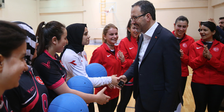 Gençlik ve Spor Bakanlığı’ndan anlamlı ‘Dünya Kadınlar Günü’ paylaşımı