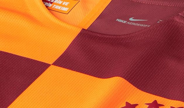 Galatasaray yeni formasını bu videoyla tanıttı!