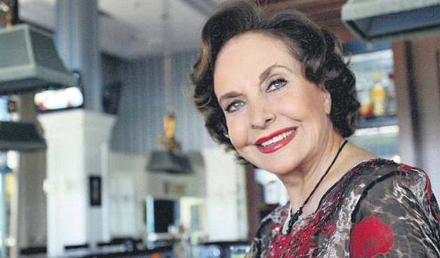 Usta oyuncu Ayten Gökçer'den kötü haber