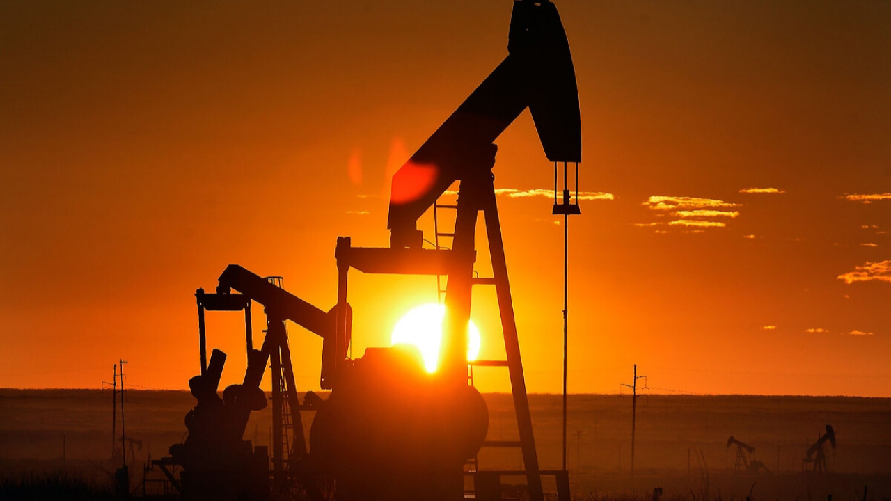 Petrol fiyatları yeniden artışa geçti: Orta Doğu'daki gelişmeler yakından izleniyor