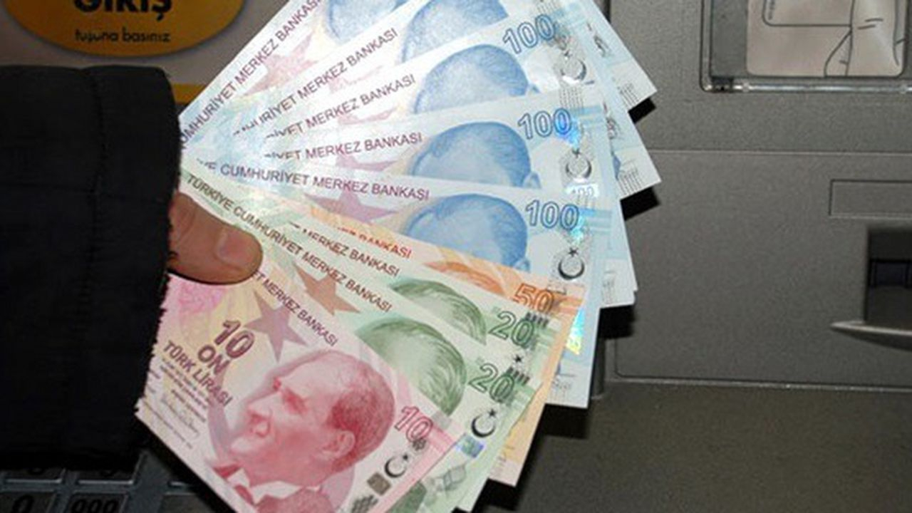 Bakan Derya Yanık duyurdu: Yaşlı ve engelli aylıkları hesaplara yatırıldı!