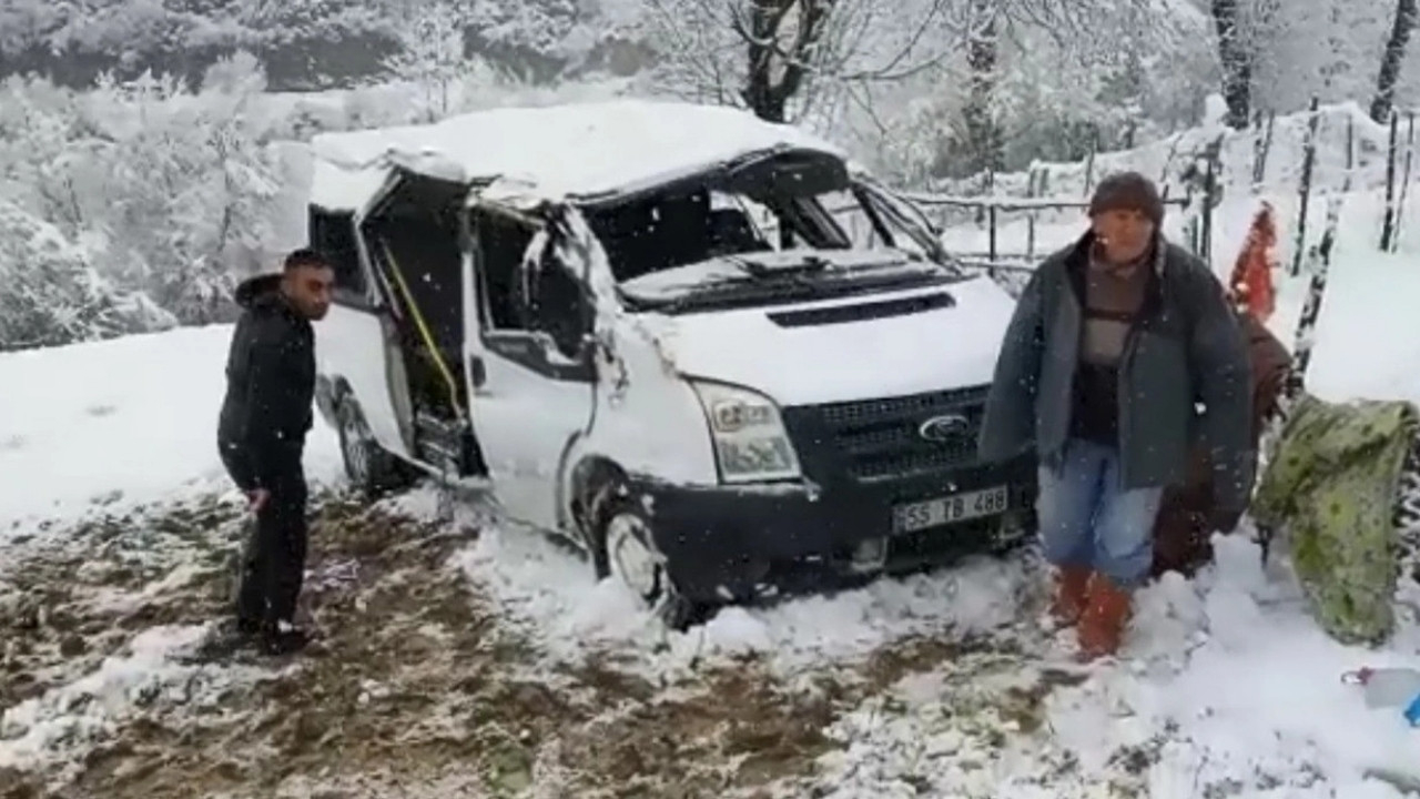 Samsun güne felaketle uyandı! Öğrenci servisi devrildi: Ölü ve yaralılar var!