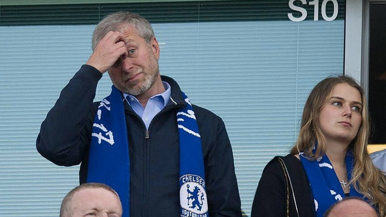 İngiltere beklenen kararı açıkladı: Yaptırım listesine Roman Abramovic de eklendi