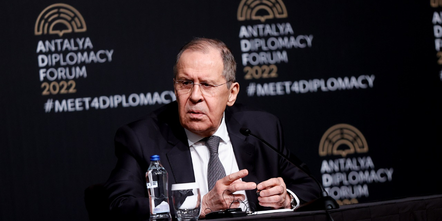 Ukraynalı gazetecinin sorusu Lavrov'u öfkelendirdi: Size bu kadarı yeter
